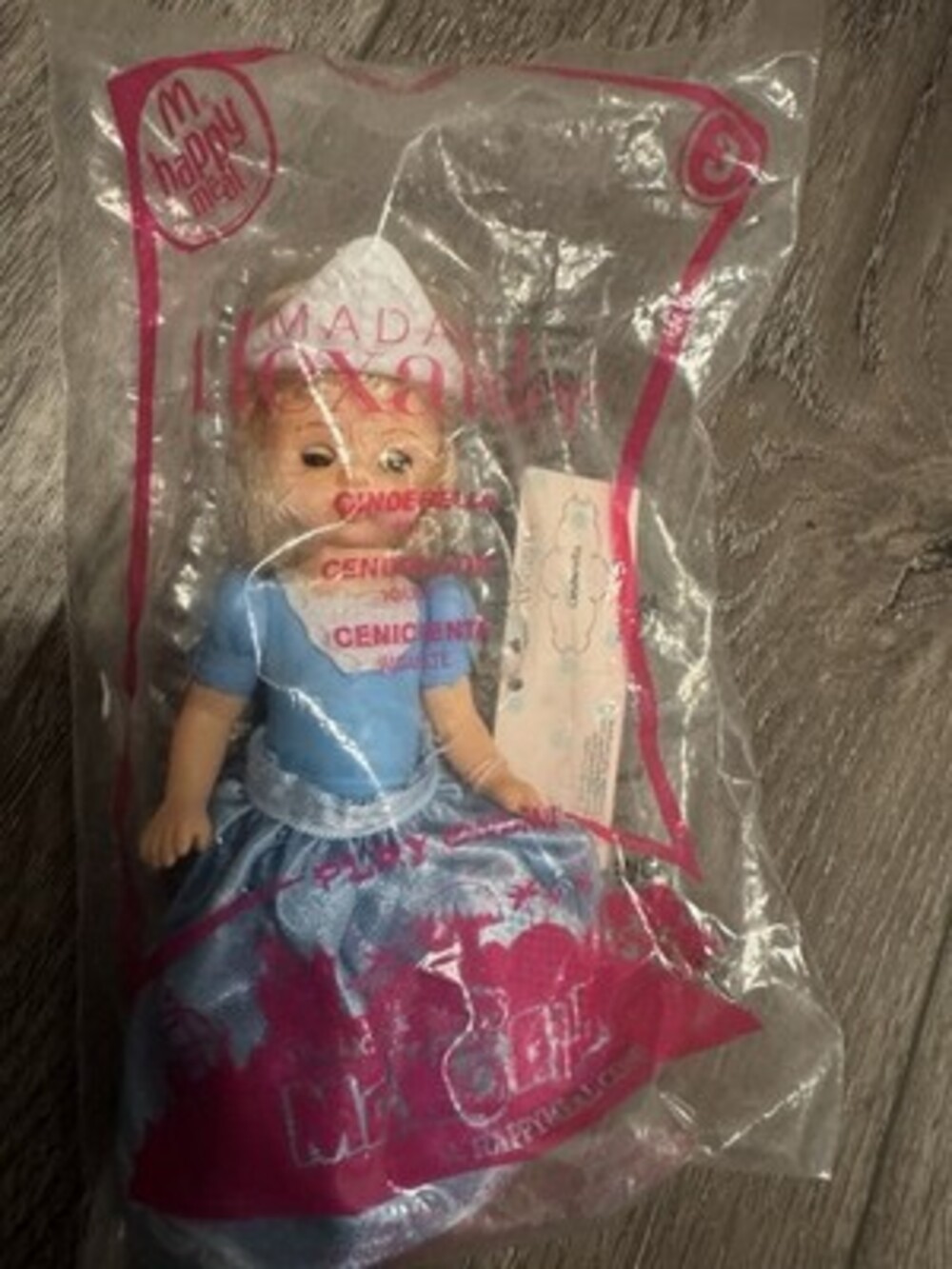 Madame Alexander Disney Princess Cinderella Doll McDonald's 2010